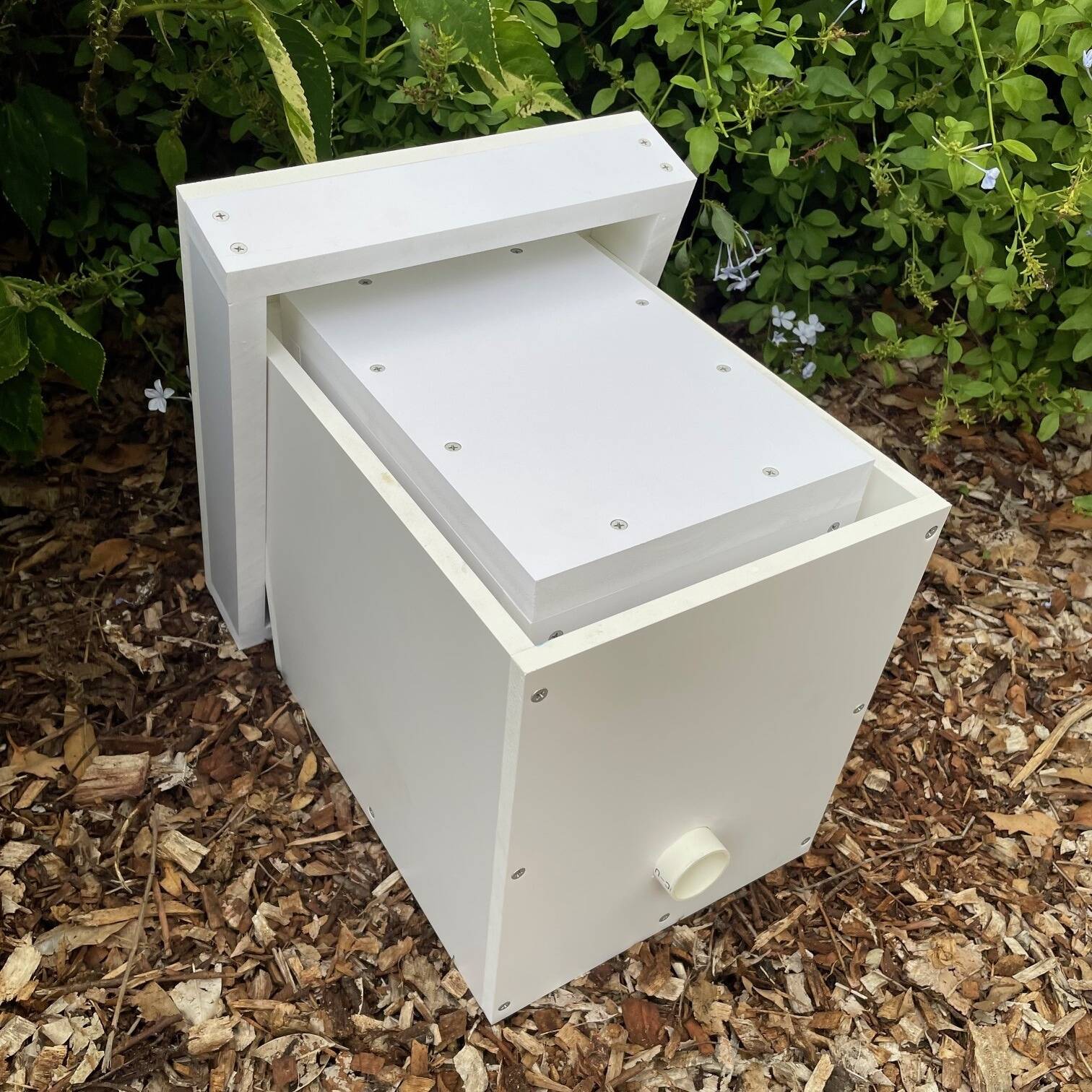 OATH native bee hive outer shell